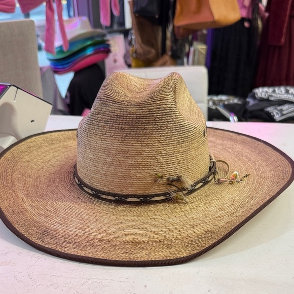 Jason Aldean Accessories - Jason Aldean Collection by Resistol straw western hat.